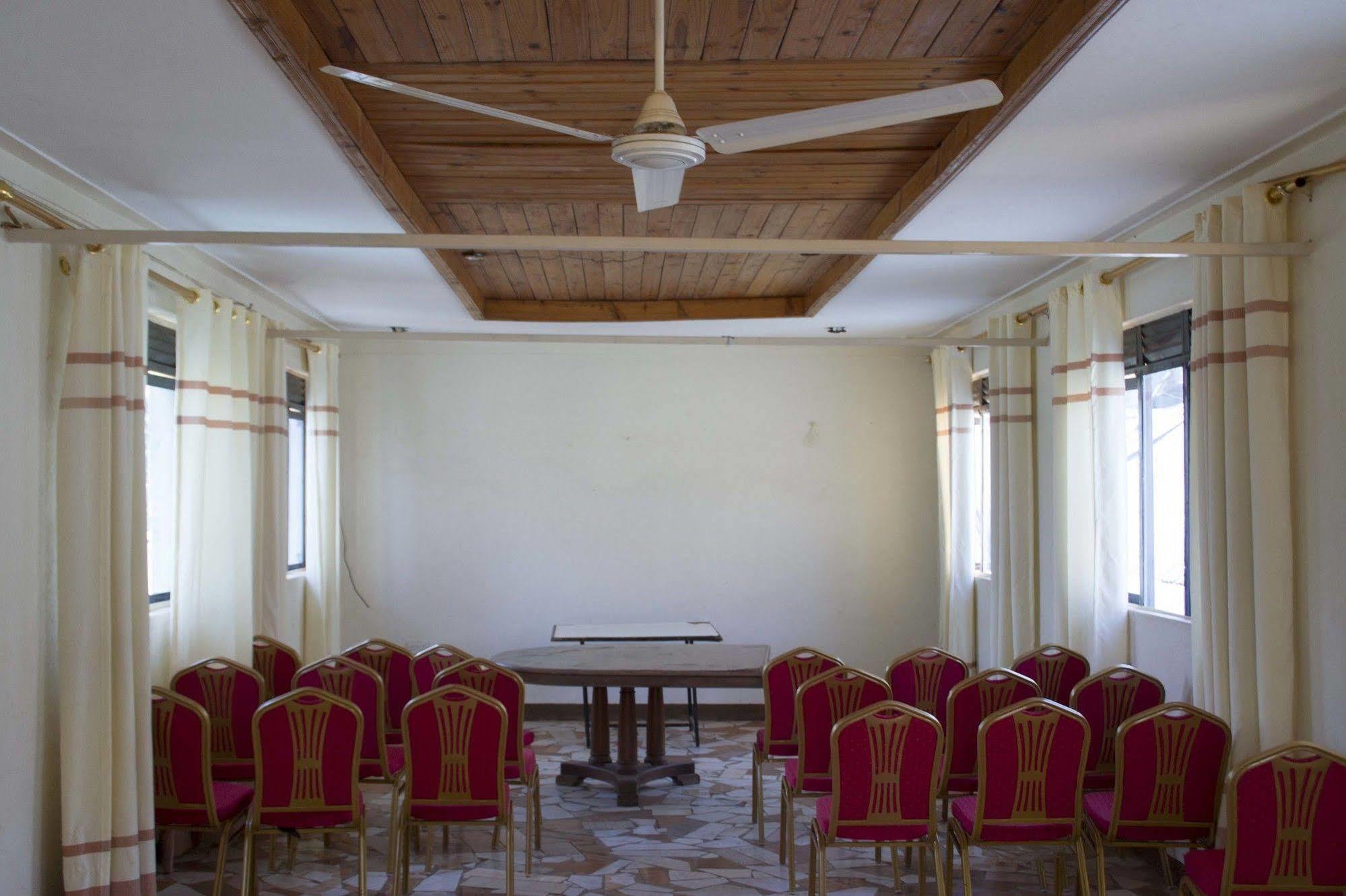 Keba Inn Lyamutundwe Exterior photo